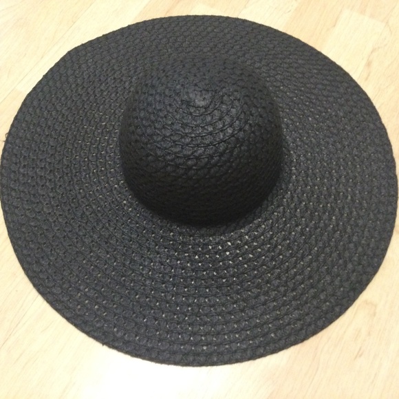 Accessories - Big Floppy sun hat